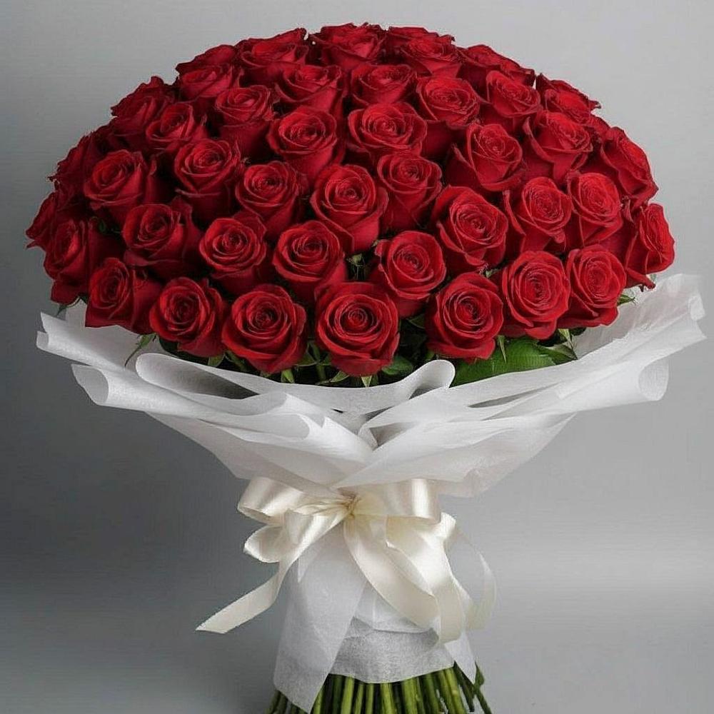 Букет 101 Красная роза Блэк Мэджик в Угре
