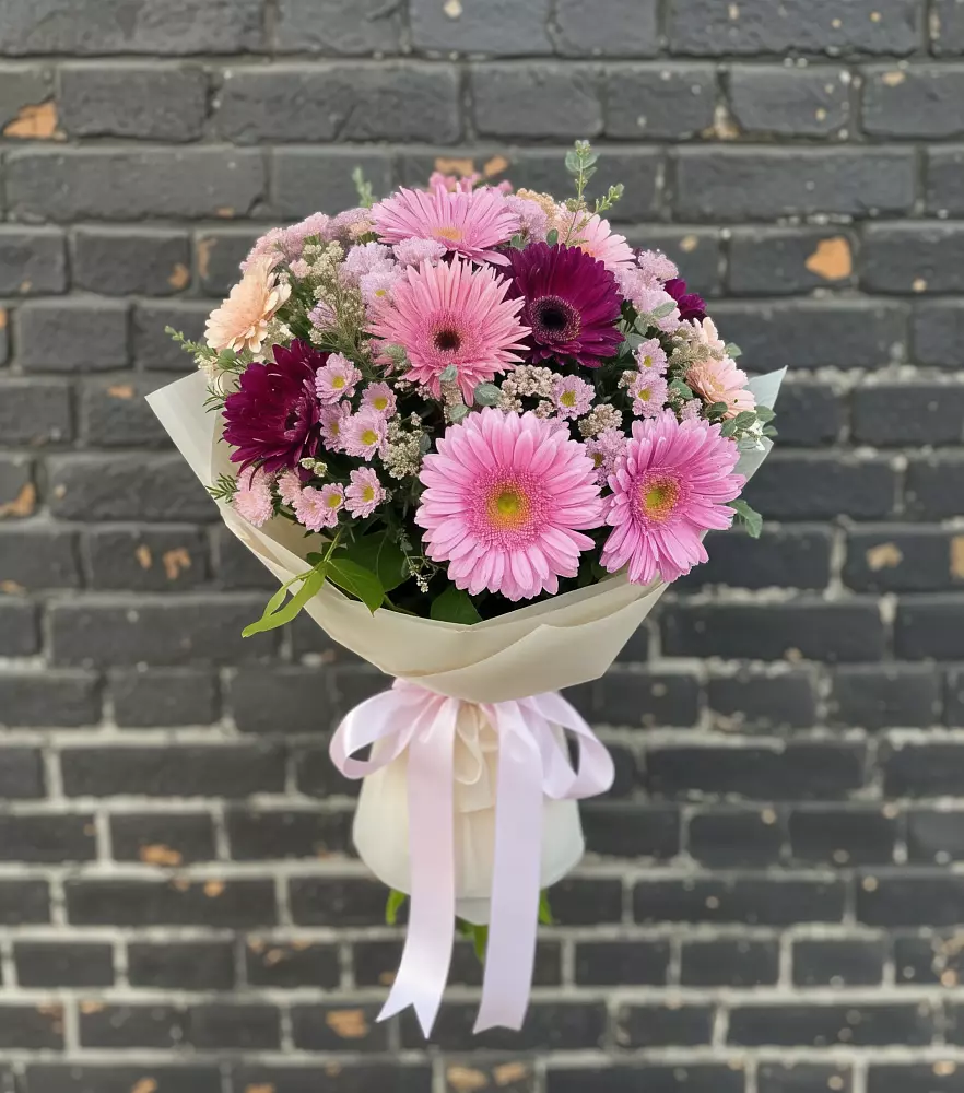 Букет цветов из: Герберы и Хризантемы в Угре