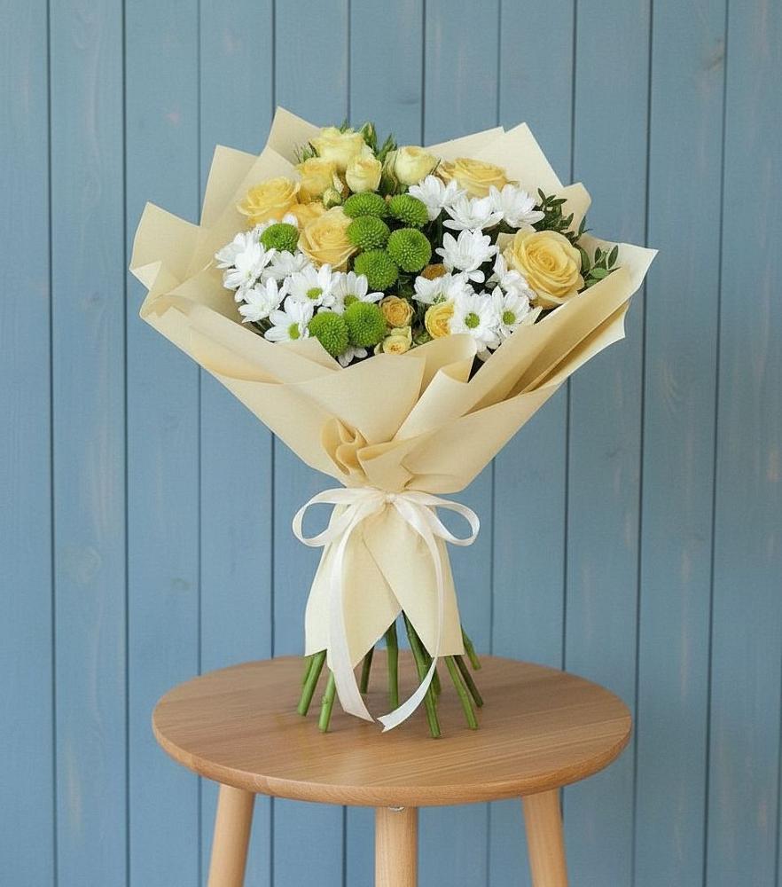 Букет цветов из: Хризантемы и Розы в Угре