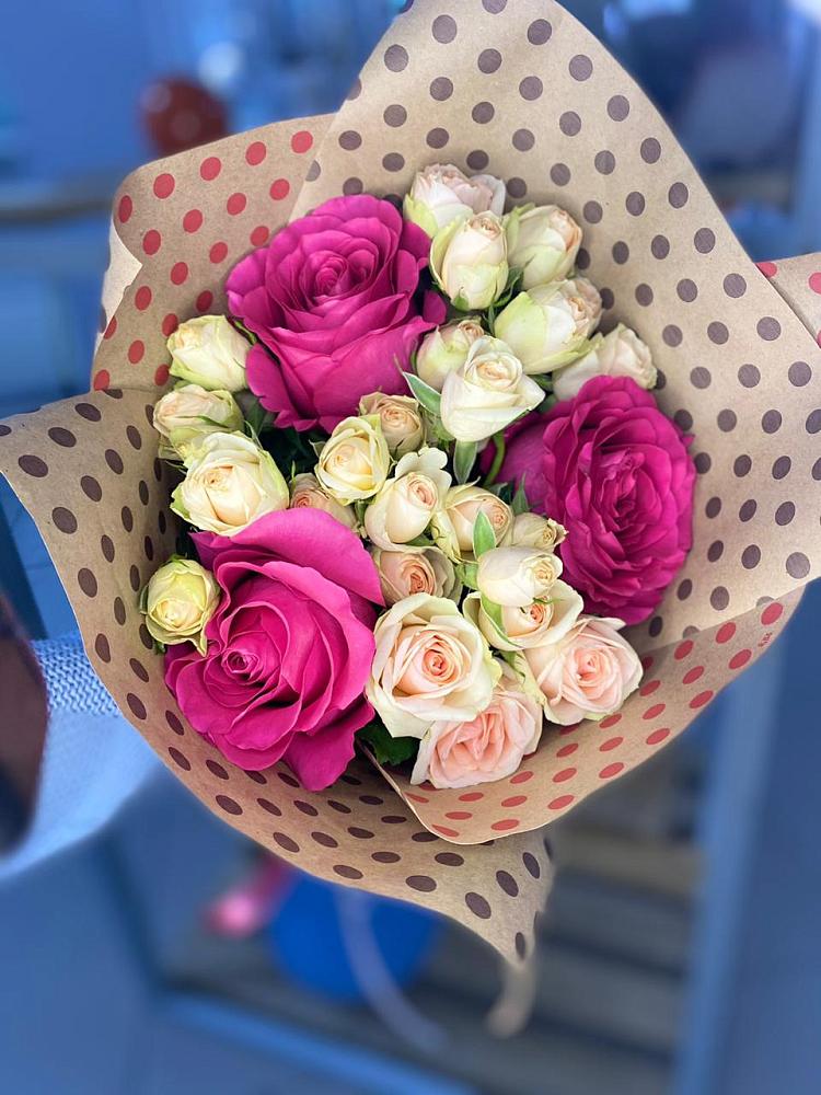 Букет цветов из: Розы в Угре