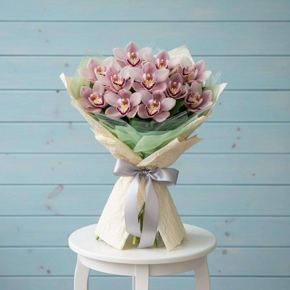 Букет цветов из: Орхидеи и Розы в Угре