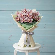 Букет цветов из:  Орхидеи и Розы в Угре