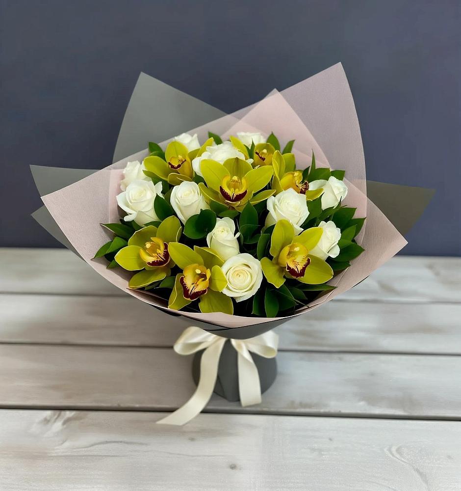 Букет цветов из: Орхидеи и Розы в Угре