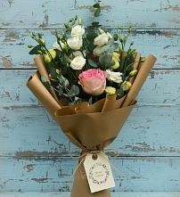 Букет цветов из:  Розы и Лизиантусы #REPLACE_PRED# Угре